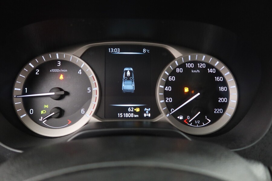 Nissan Navara vaihtoauto