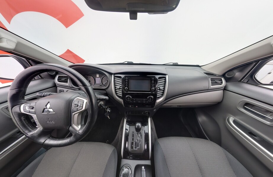 Mitsubishi L200 vaihtoauto