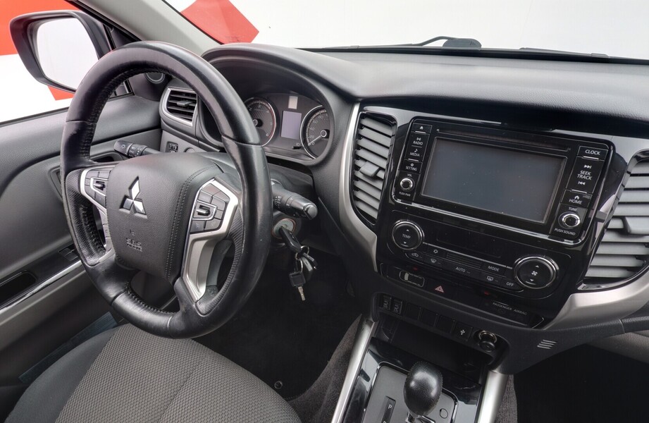 Mitsubishi L200 vaihtoauto