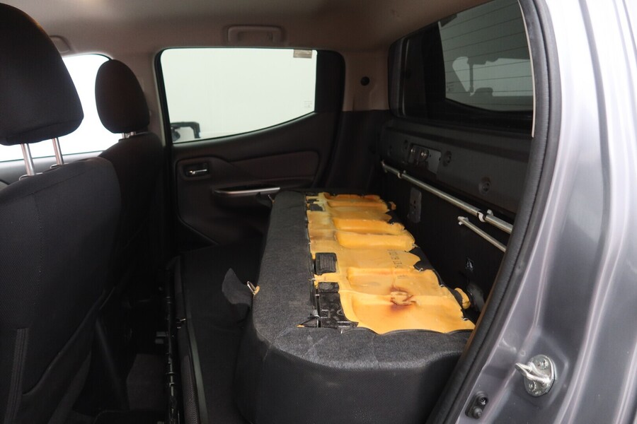 Mitsubishi L200 vaihtoauto