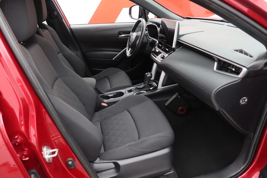 Toyota Corolla Cross vaihtoauto