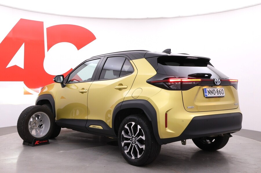 Toyota Yaris Cross vaihtoauto