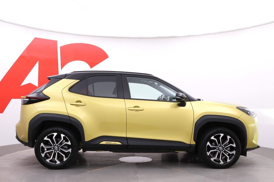 Toyota Yaris Cross vaihtoauto