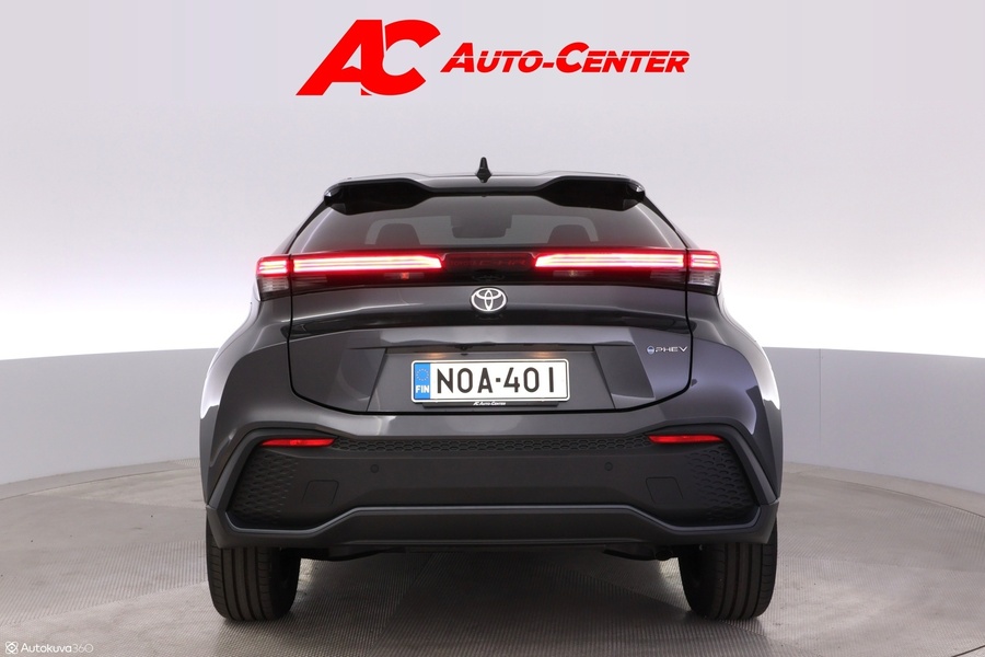 Toyota C-HR vaihtoauto