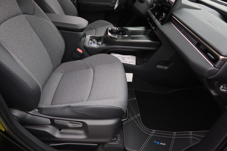 Toyota bZ4X vaihtoauto