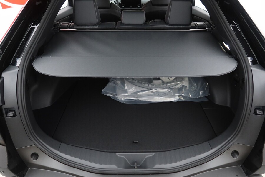 Toyota bZ4X vaihtoauto