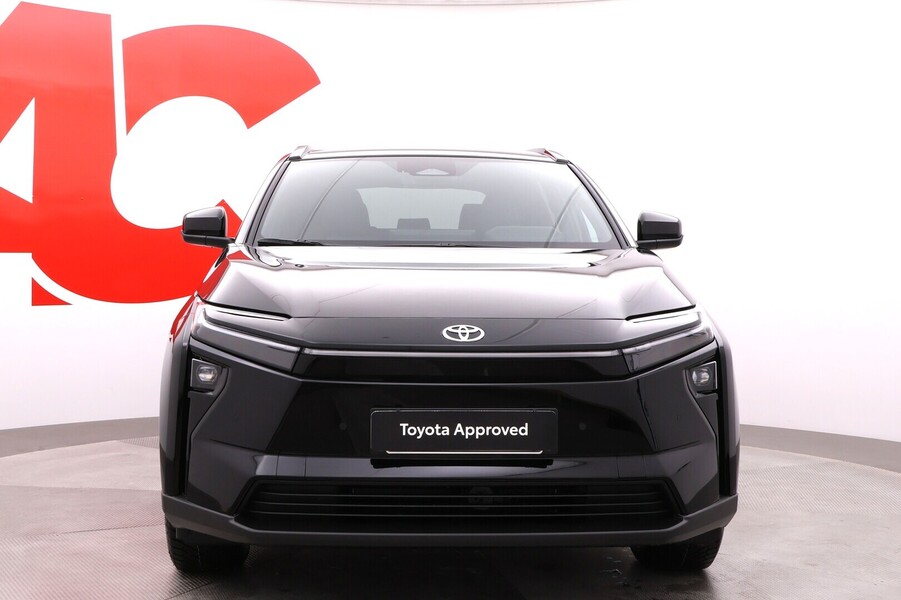 Toyota bZ4X vaihtoauto