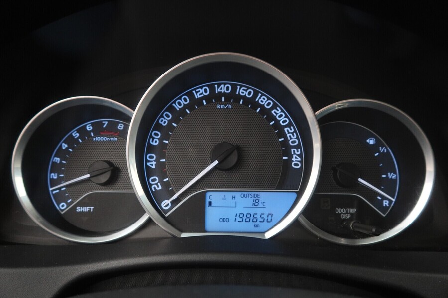 Toyota Auris vaihtoauto