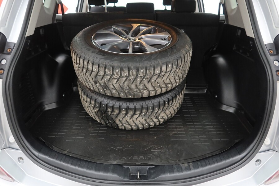 Toyota RAV4 vaihtoauto