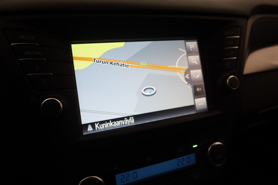 Toyota Avensis vaihtoauto