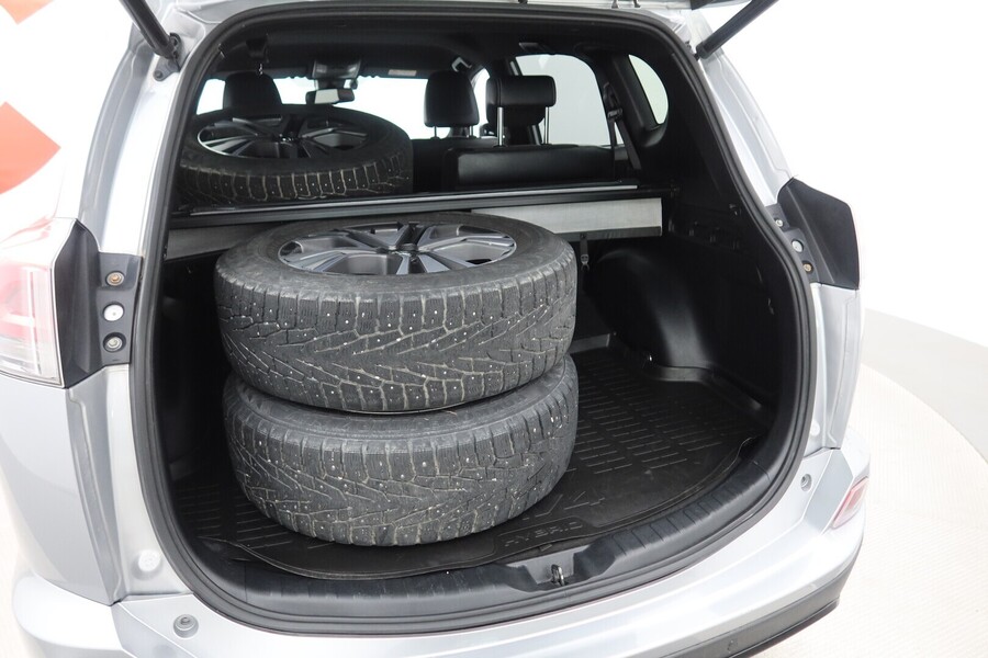 Toyota RAV4 vaihtoauto
