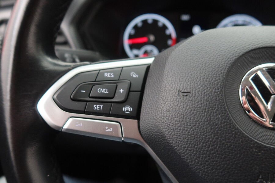 Volkswagen T-Cross vaihtoauto