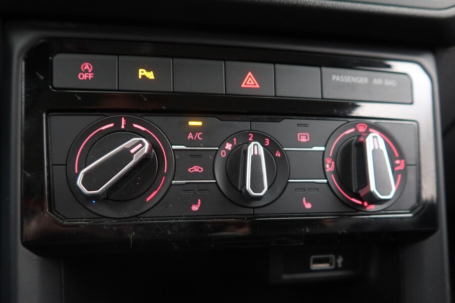 Volkswagen T-Cross vaihtoauto