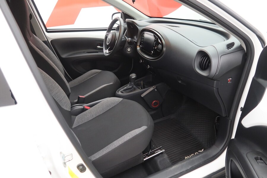 Toyota Aygo X vaihtoauto