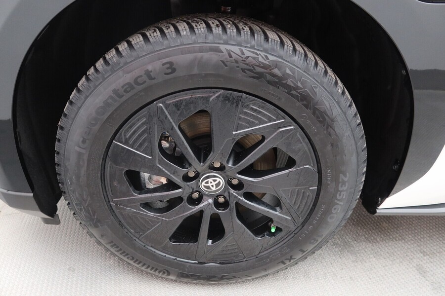 Toyota bZ4X vaihtoauto