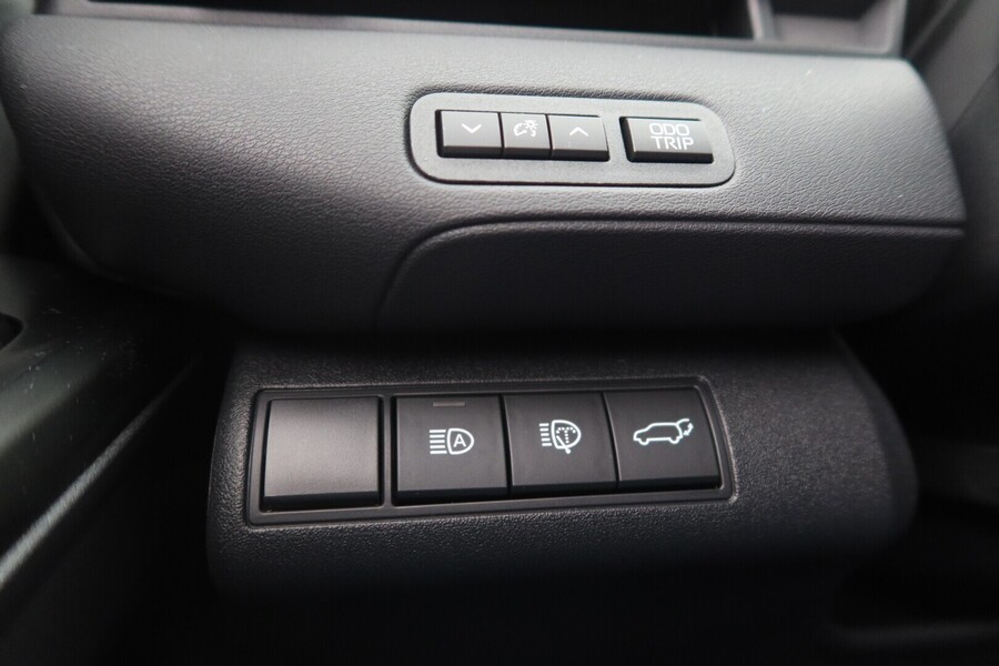 Toyota bZ4X vaihtoauto