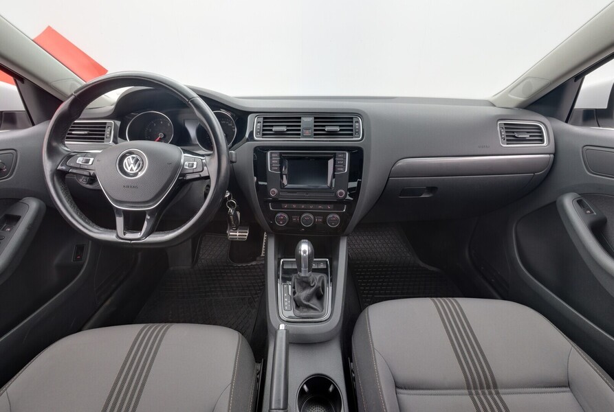 Volkswagen Jetta vaihtoauto