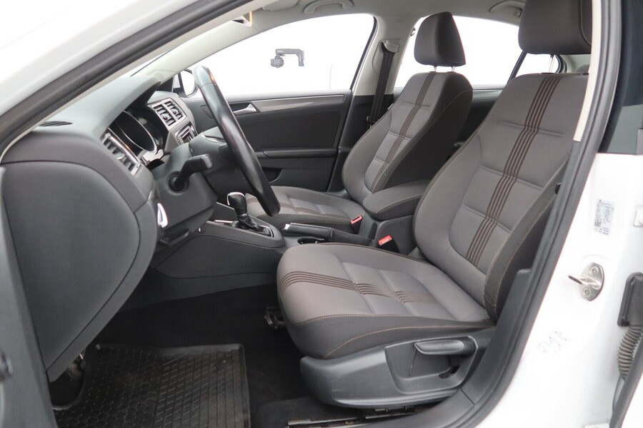 Volkswagen Jetta vaihtoauto