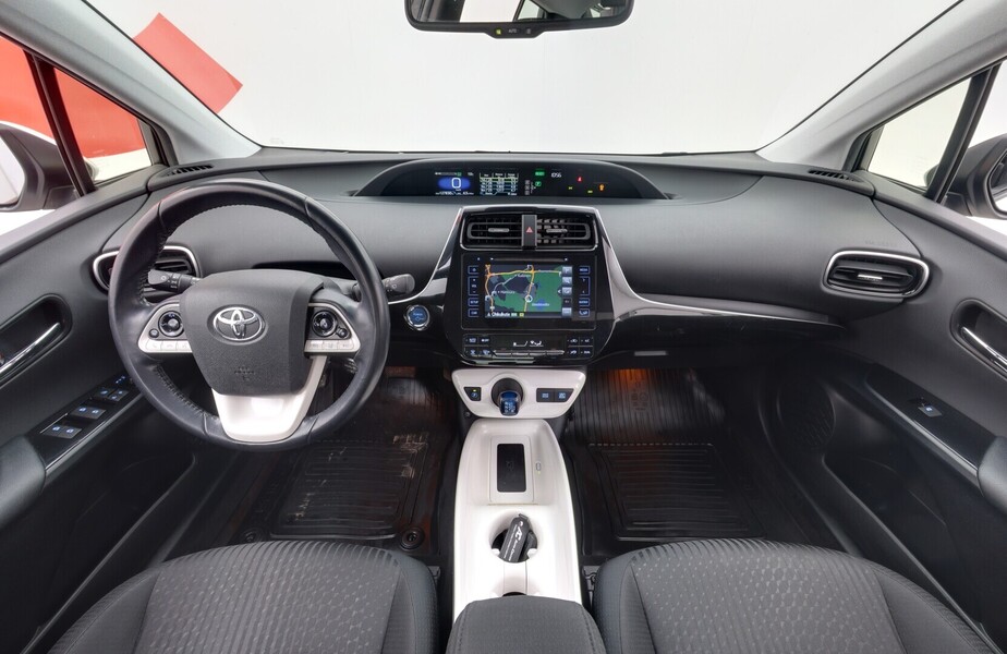 Toyota Prius vaihtoauto