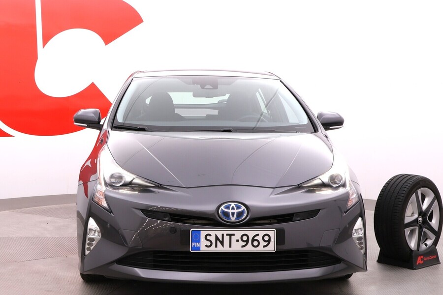 Toyota Prius vaihtoauto