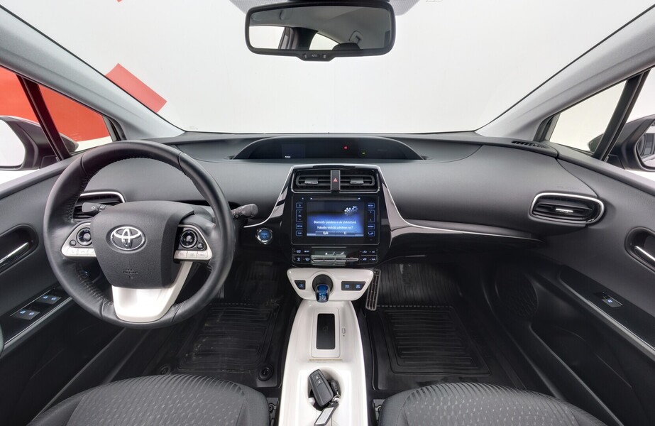 Toyota Prius vaihtoauto