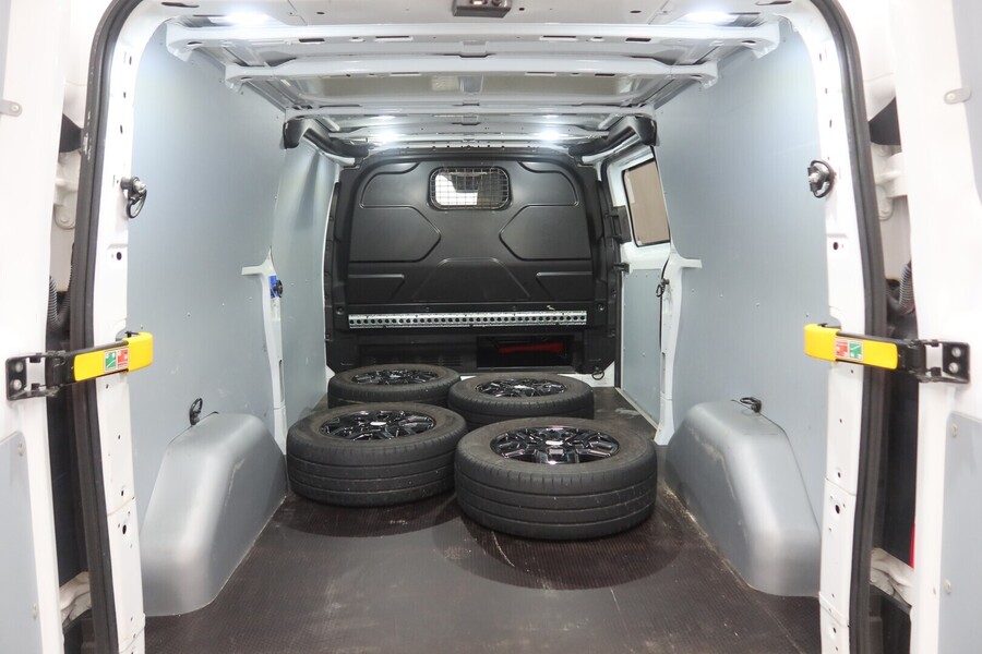 Ford Transit Custom vaihtoauto