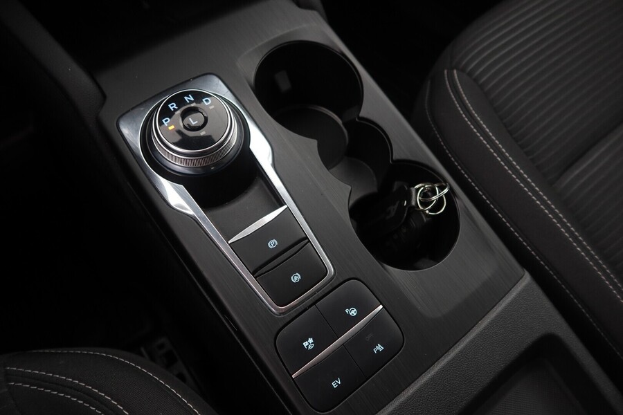 Ford Kuga vaihtoauto