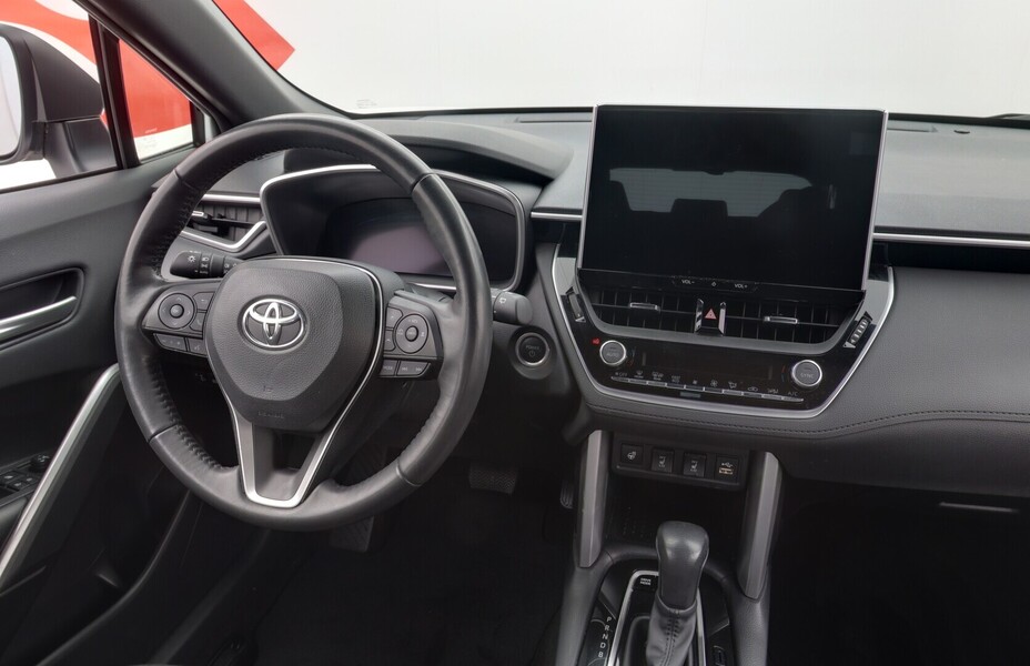 Toyota Corolla Cross vaihtoauto