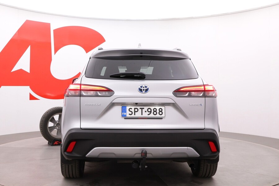 Toyota Corolla Cross vaihtoauto