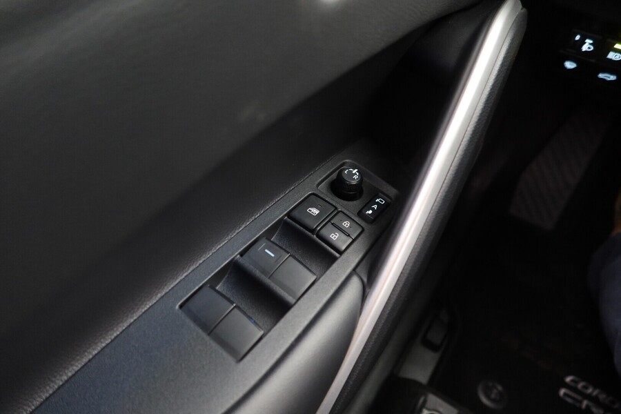 Toyota Corolla Cross vaihtoauto