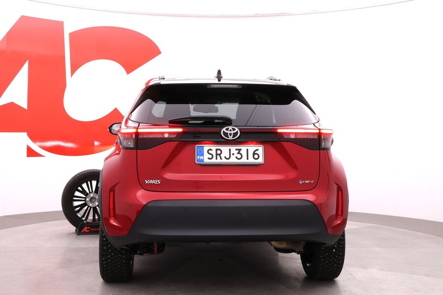 Toyota Yaris Cross vaihtoauto