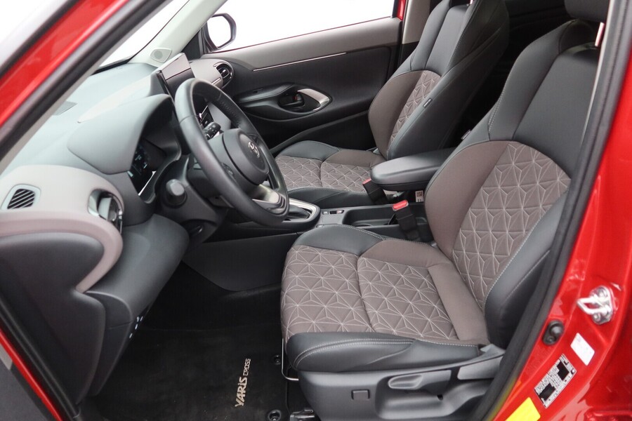 Toyota Yaris Cross vaihtoauto