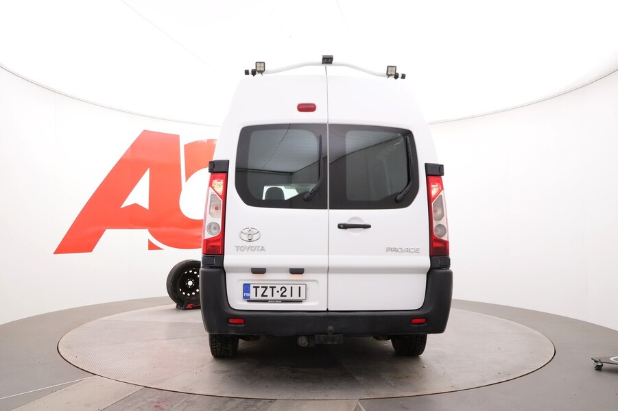 Toyota Proace vaihtoauto