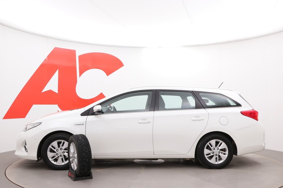 Toyota Auris vaihtoauto