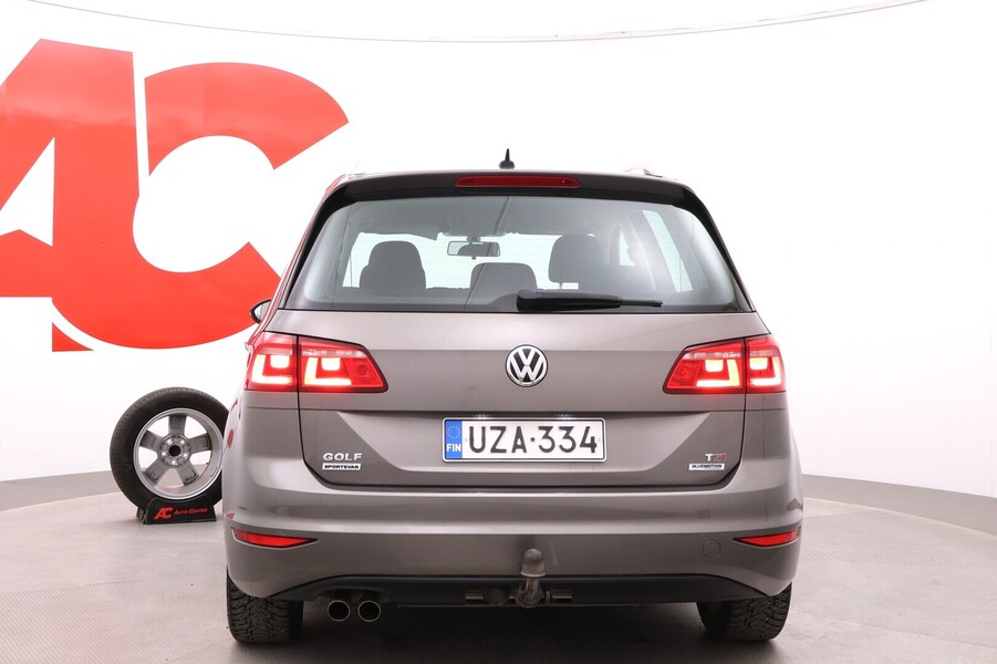 Volkswagen Golf Sportsvan vaihtoauto