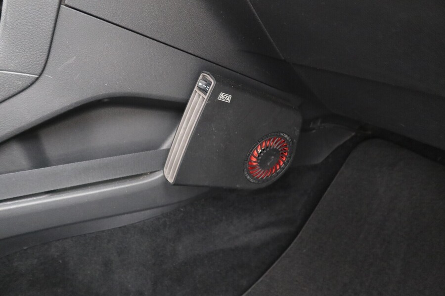 Volkswagen Golf Sportsvan vaihtoauto