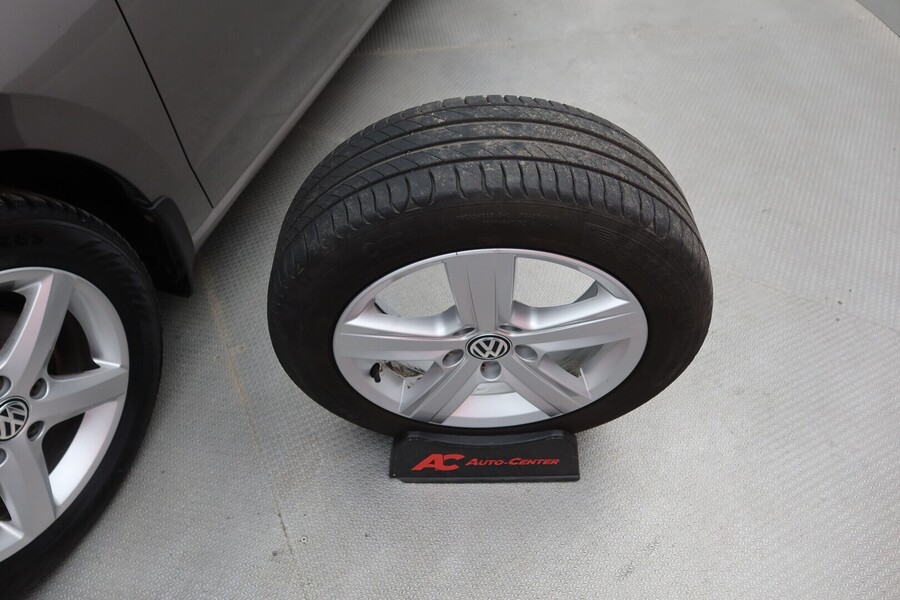 Volkswagen Golf Sportsvan vaihtoauto