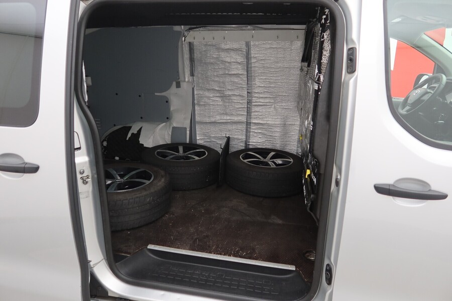 Toyota Proace vaihtoauto