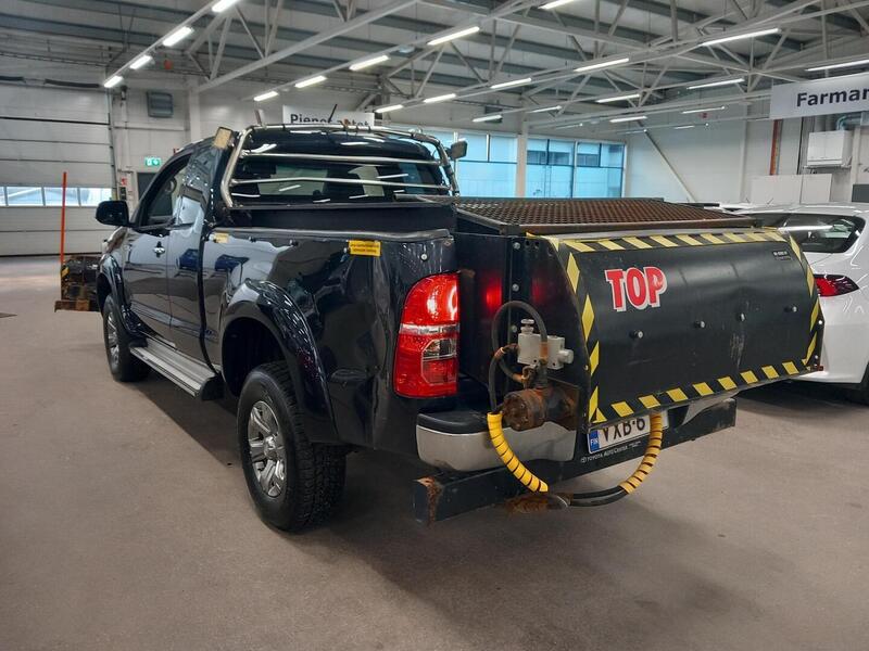 Toyota Hilux vaihtoauto