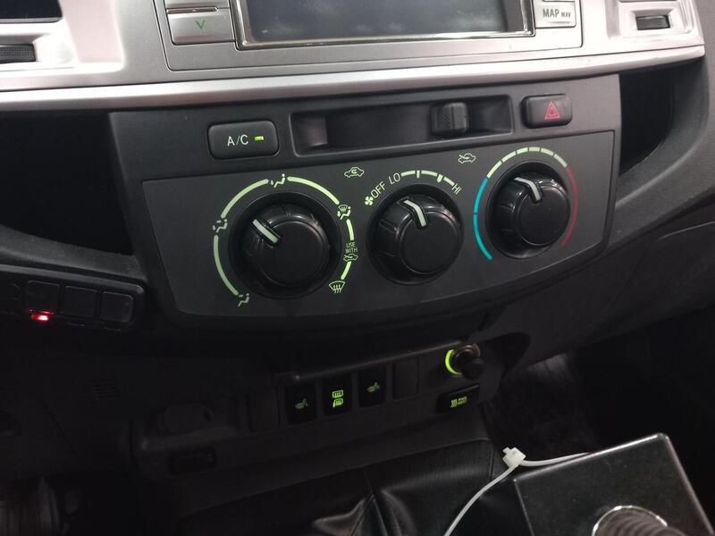 Toyota Hilux vaihtoauto