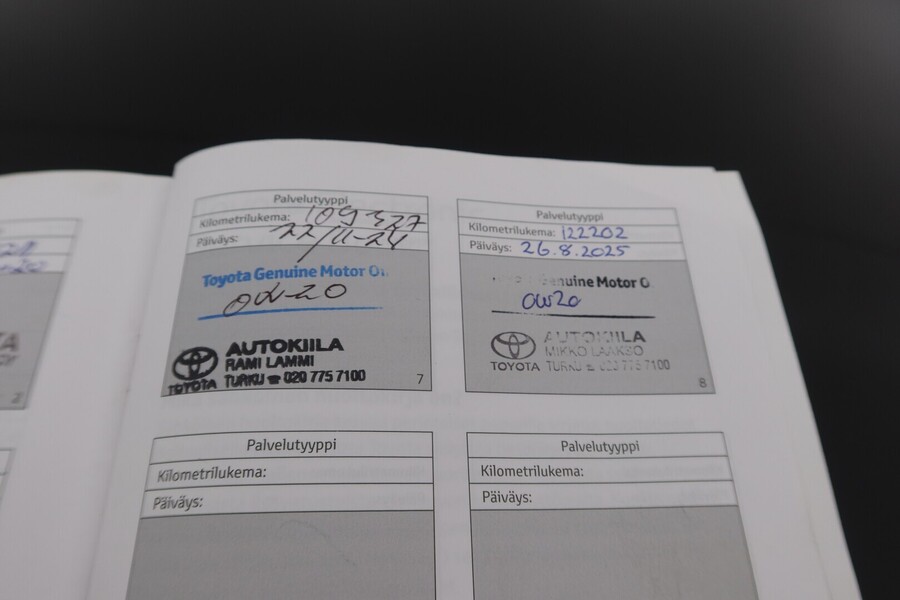 Toyota Auris vaihtoauto