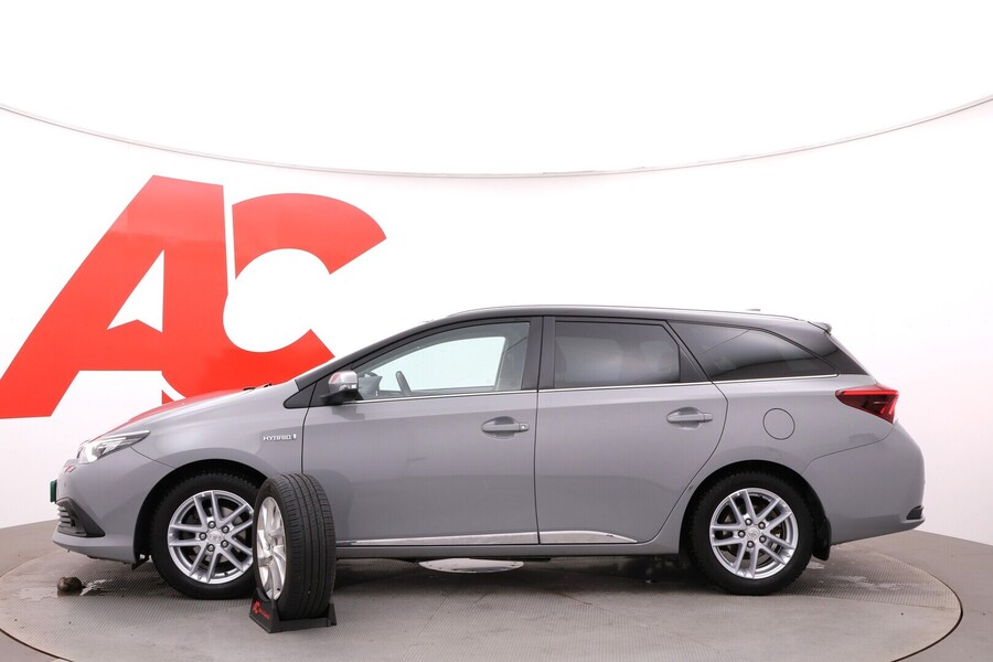 Toyota Auris vaihtoauto