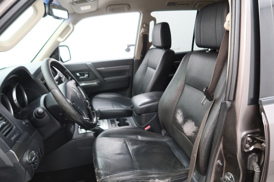 Mitsubishi Pajero vaihtoauto