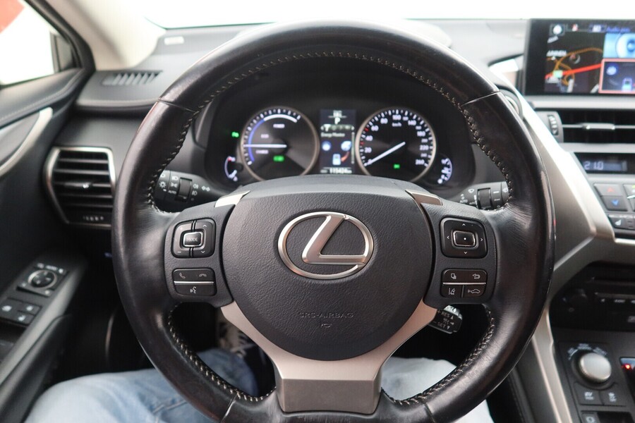 Lexus NX vaihtoauto