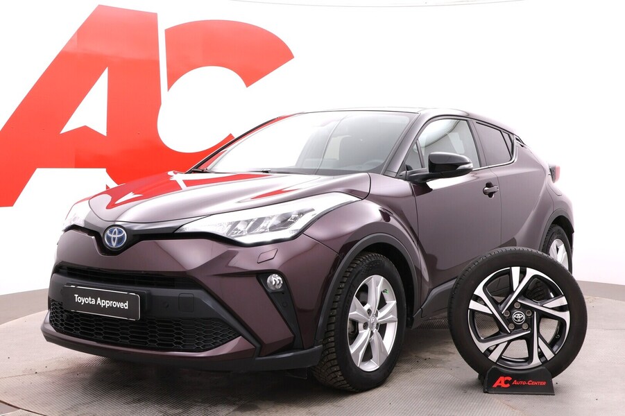 Toyota C-HR vaihtoauto