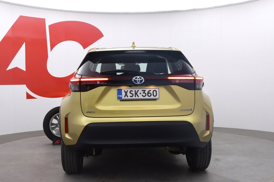 Toyota Yaris Cross vaihtoauto