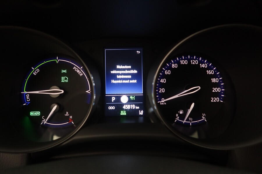 Toyota C-HR vaihtoauto