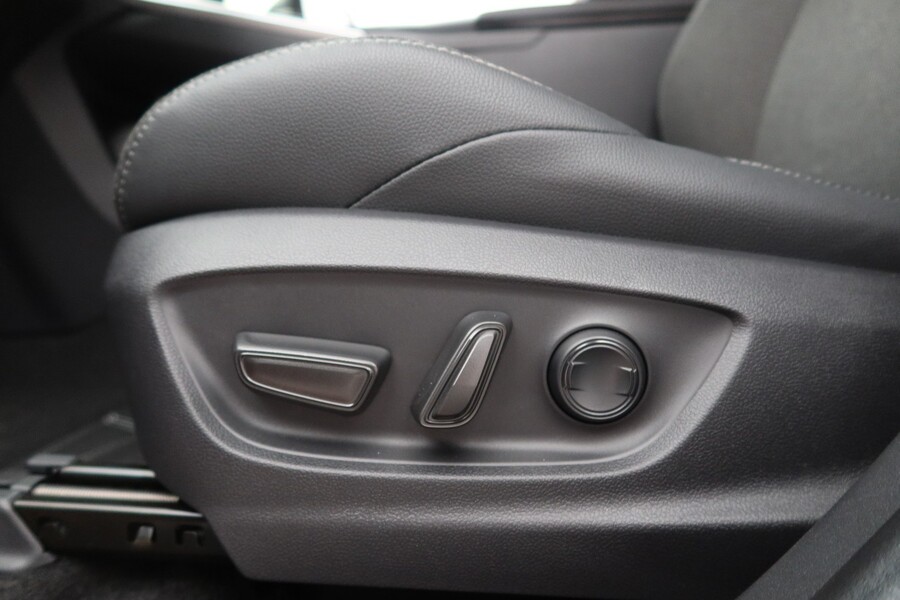 Toyota bZ4X vaihtoauto