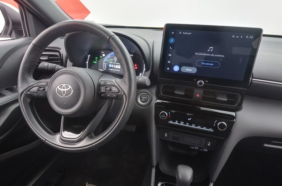 Toyota Yaris Cross vaihtoauto