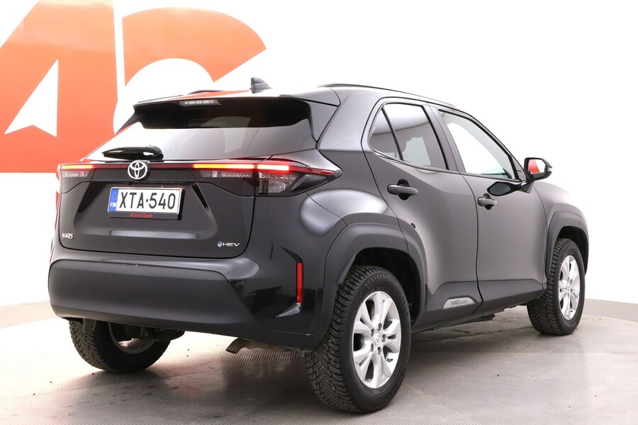 Toyota Yaris Cross vaihtoauto